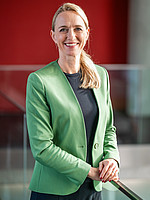 Portrait of: Mag. König Karin